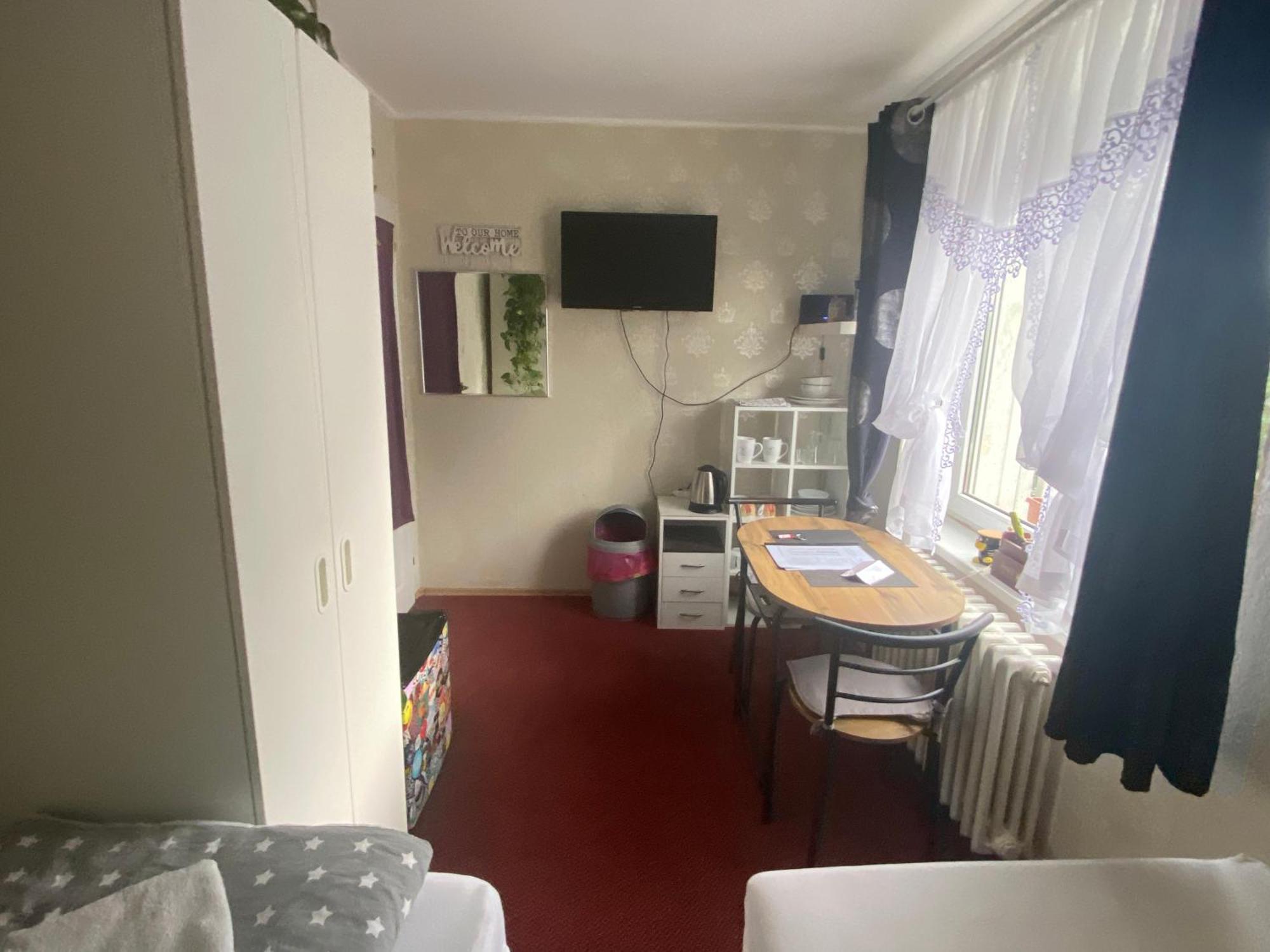 Homestay U Hanky Zdiby Luaran gambar